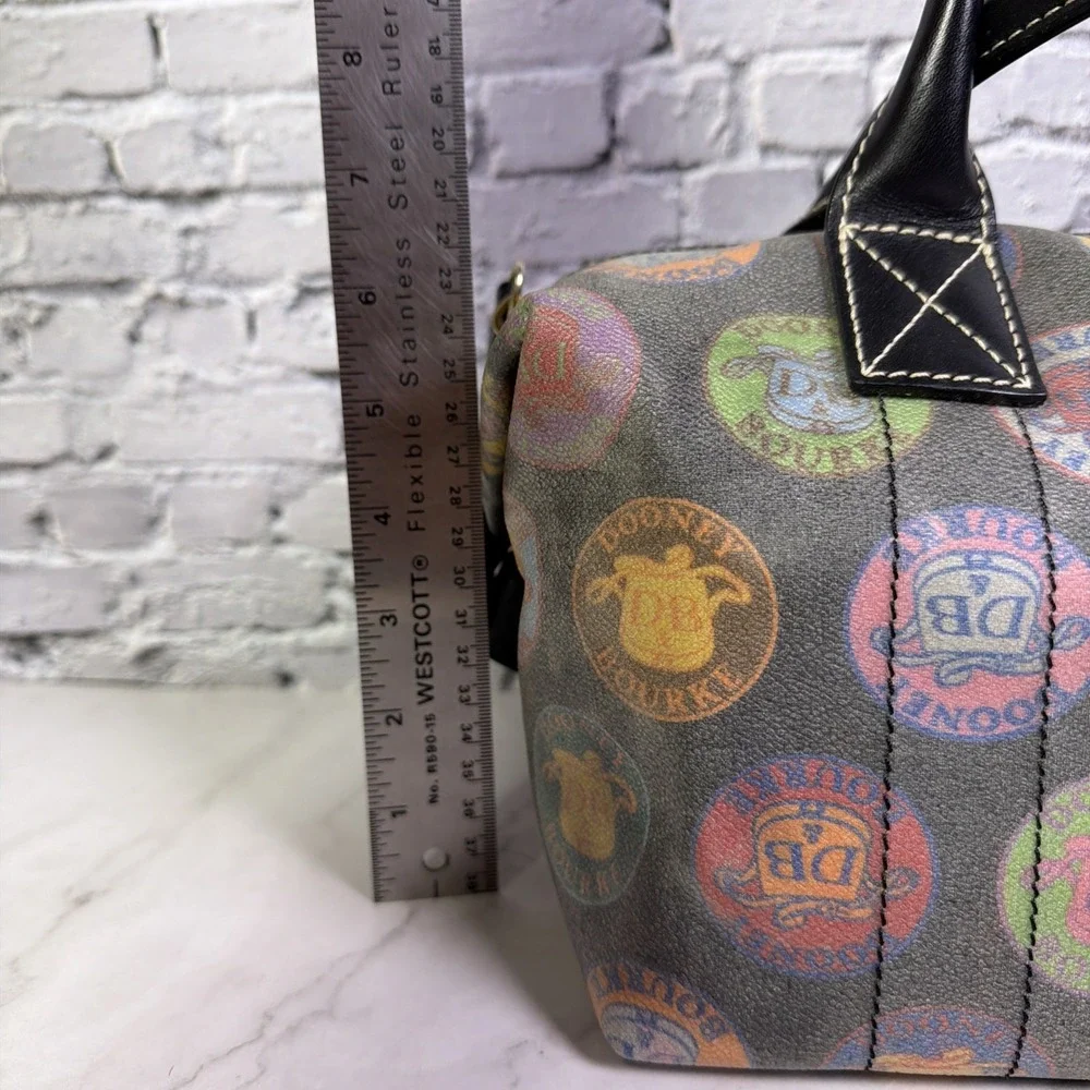 Vintage Dooney & Bourke Medallion Print Canvas/Leather‎ Satchel Handbag ❤️ NICE